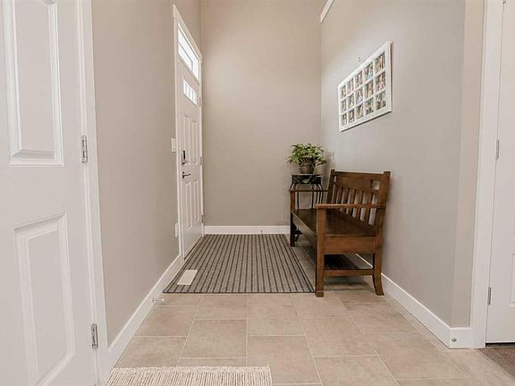 3rd image of 10146 E 85a St