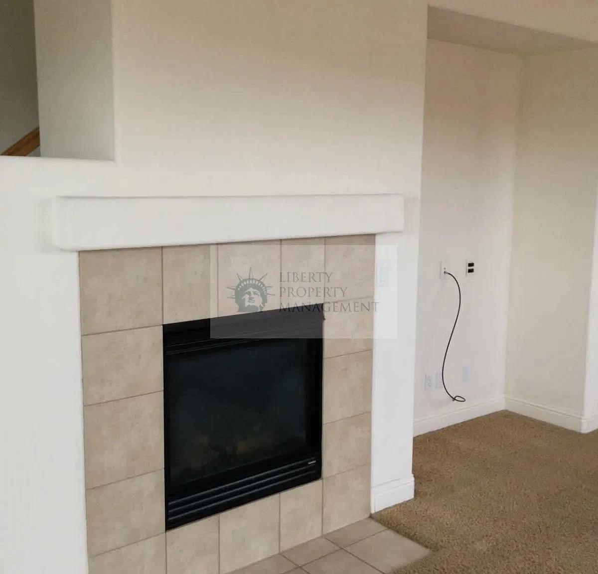 3 bed, 2.5 bath, 1974 sqft, $2,295 — Photo 3