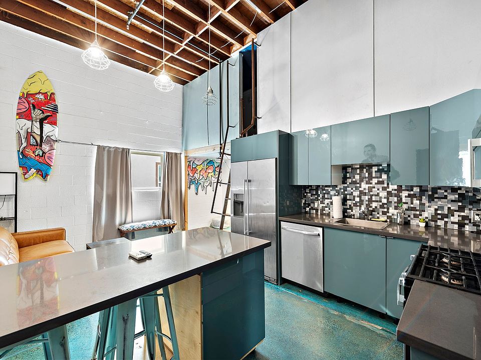 1st image of 2717 S El Camino Real #3
