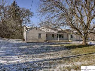 5624 N 52nd St, Omaha, NE 68104