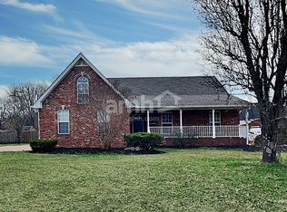1612 E Blairmont Dr, Lebanon, TN 37087