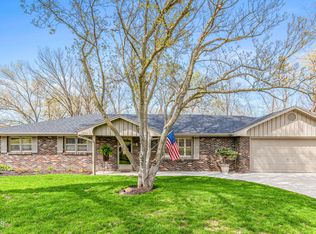2632 Twin Hills Rd, Jefferson City, MO 65109