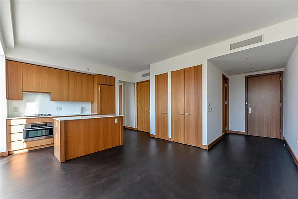 Rented by 212 Consulting Corp | media 52