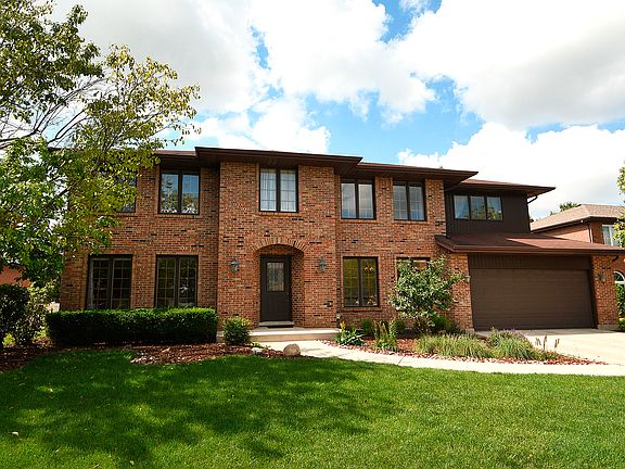 5th image of 15618 Plum Tree Dr
