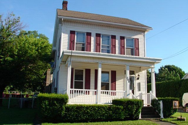 1st image of 205 Licking St