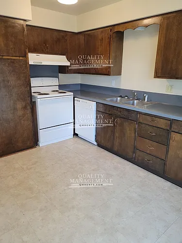 121 W Louisiana Ave Photo 1