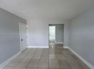 1275 NW 60th St APT 6, Miami, FL 33142