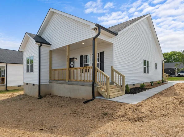 1303 Whitsett St, Burlington, NC 27217
