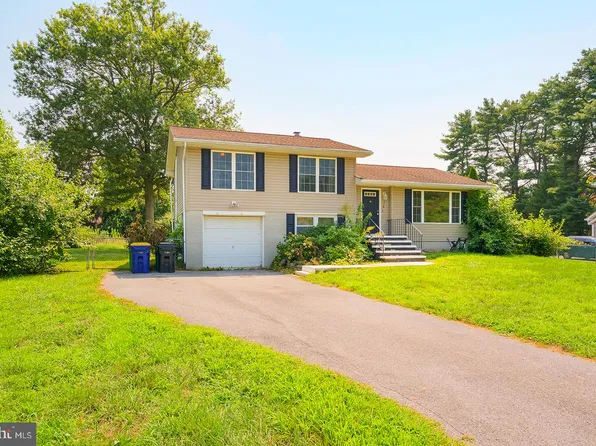 74 Philchris Dr, Dover, DE 19901