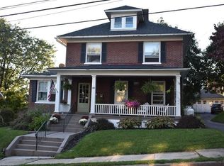 40 Washington St, Nazareth, PA 18064