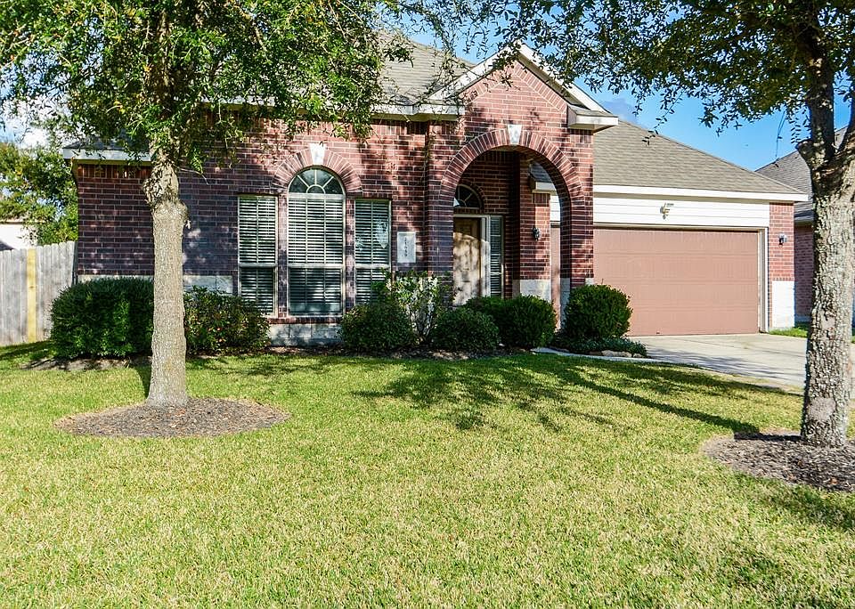 1st image of 21659 Horseshoe Dr
