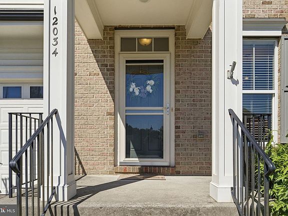 4th image of 12034 Lake Dorian Dr