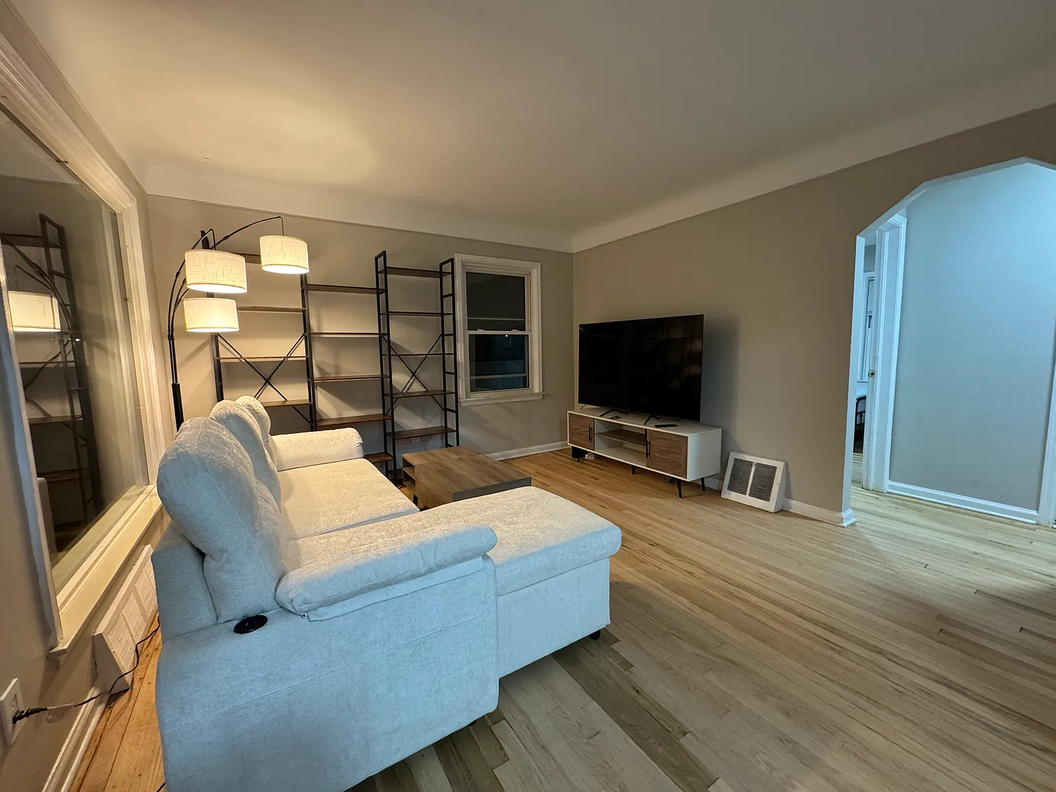 4 bed, 1650 sqft, $2,800 — Photo 2