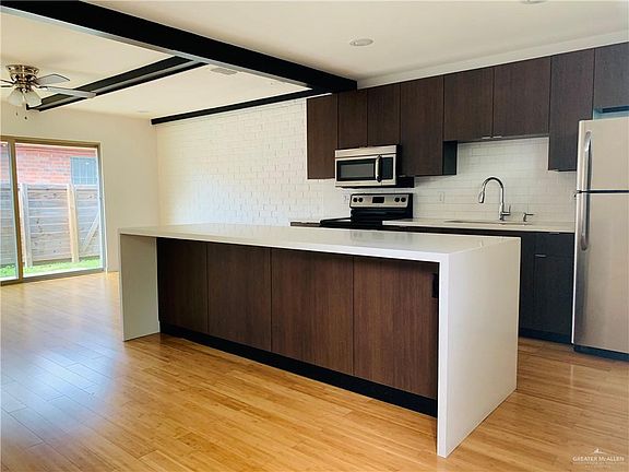 3rd image of 1407 W Nolana Ave APT 1