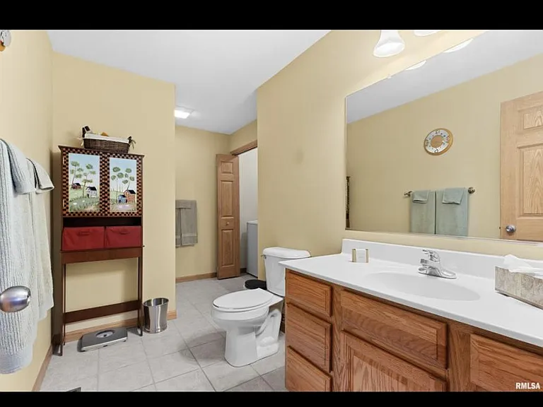1834 Kingsbury Rd — Photo 10