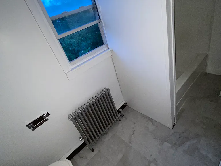 717 E Elm St #1 — Photo 6