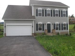 203 Winnbrook St, Staunton, VA 24401