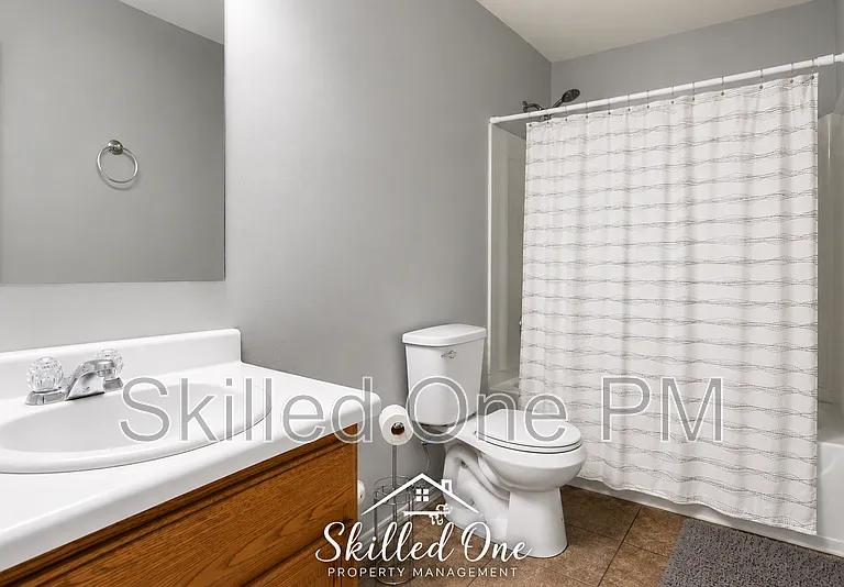 3914 Jack Pine Ct — Photo 12