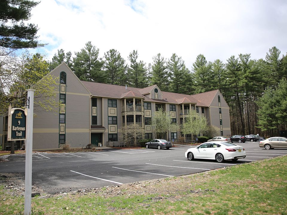 1st image of 9 Bartemus Trl APT 106