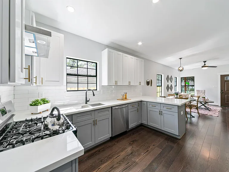 815 Wilkes St — Photo 18