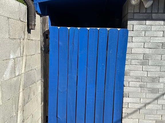 5th image of 209 N Bluebonnet St