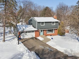 4254 Duke Dr, Minnetonka, MN 55345