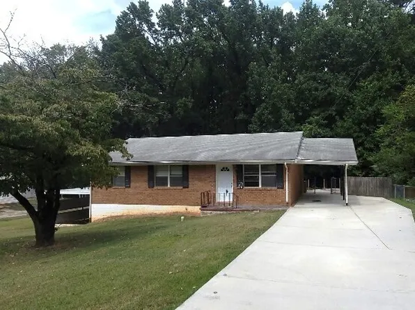 2676 Farn Dr, Ellenwood, GA 30294