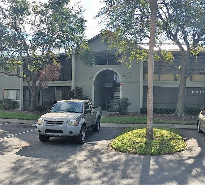 1st image of 2602 Oak Park Way #103