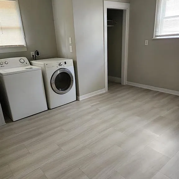 522 Aron St — Photo 7