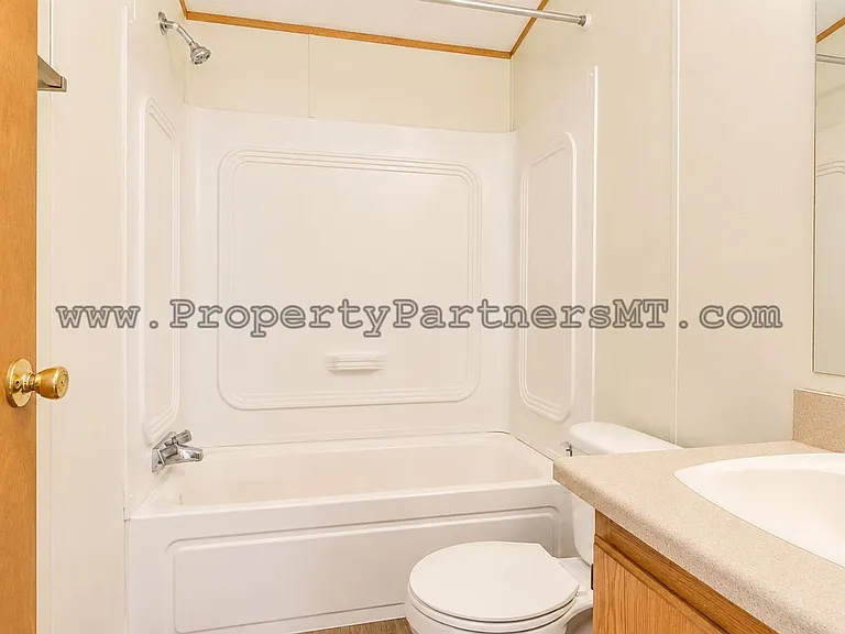 110 Sunlight Ave — Photo 8