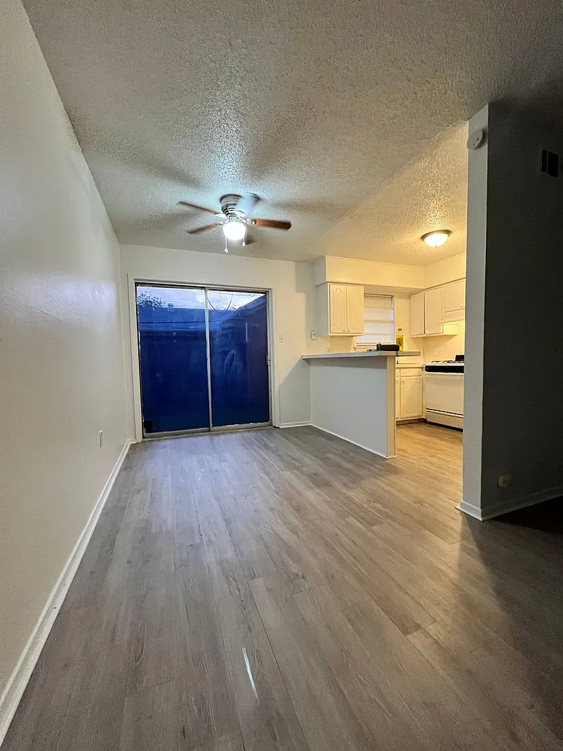 Building Photo - 3rd Street Apartments