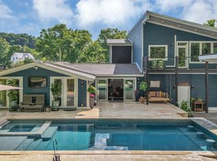 1561 Matlock Dr, Chapmansboro, TN 37035