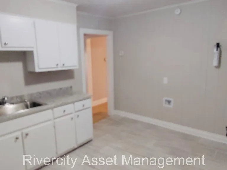 1757 Euclid Ave — Photo 3