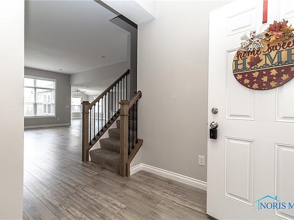 3rd image of 15436 Gray Birch Ct