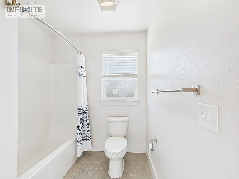 4830 Flanders Way #B — Photo 12