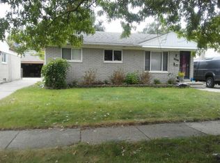 8366 Forrest Dr, Canton, MI 48187