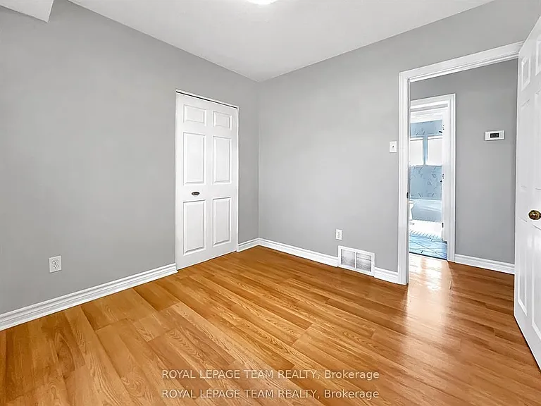 925 Moorvale St #UPPER — Photo 18