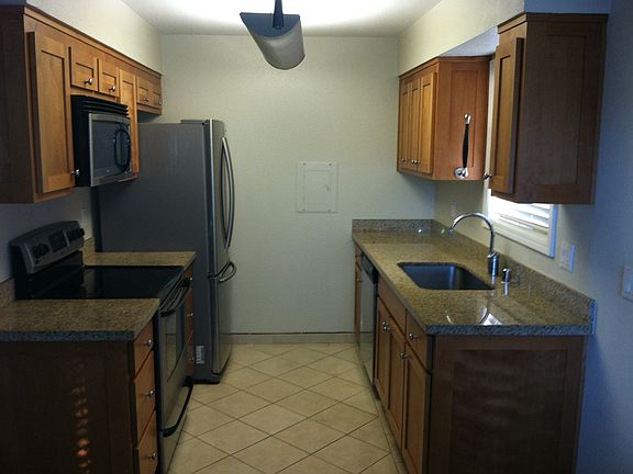 3rd image of 200 Spyglass Pkwy