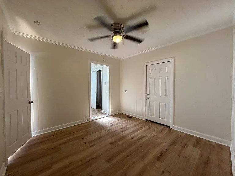 918 Darlington Way SW — Photo 17