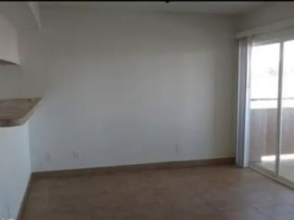 5675 E Lake Mead Blvd APT 3, Las Vegas, NV 89156