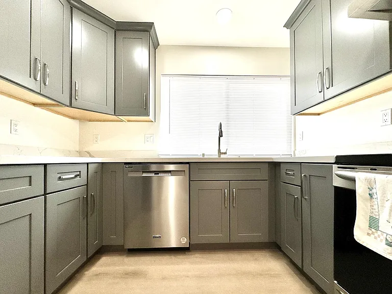 64 Guava Blossom Ct — Photo 12