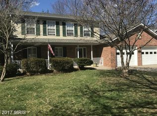 552 Crossbridge Dr, Westminster, MD 21158