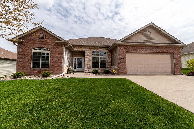 1st image of 5004 Chesapeake Ln