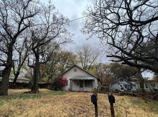 807 S College Ave, Mulvane, KS 67110