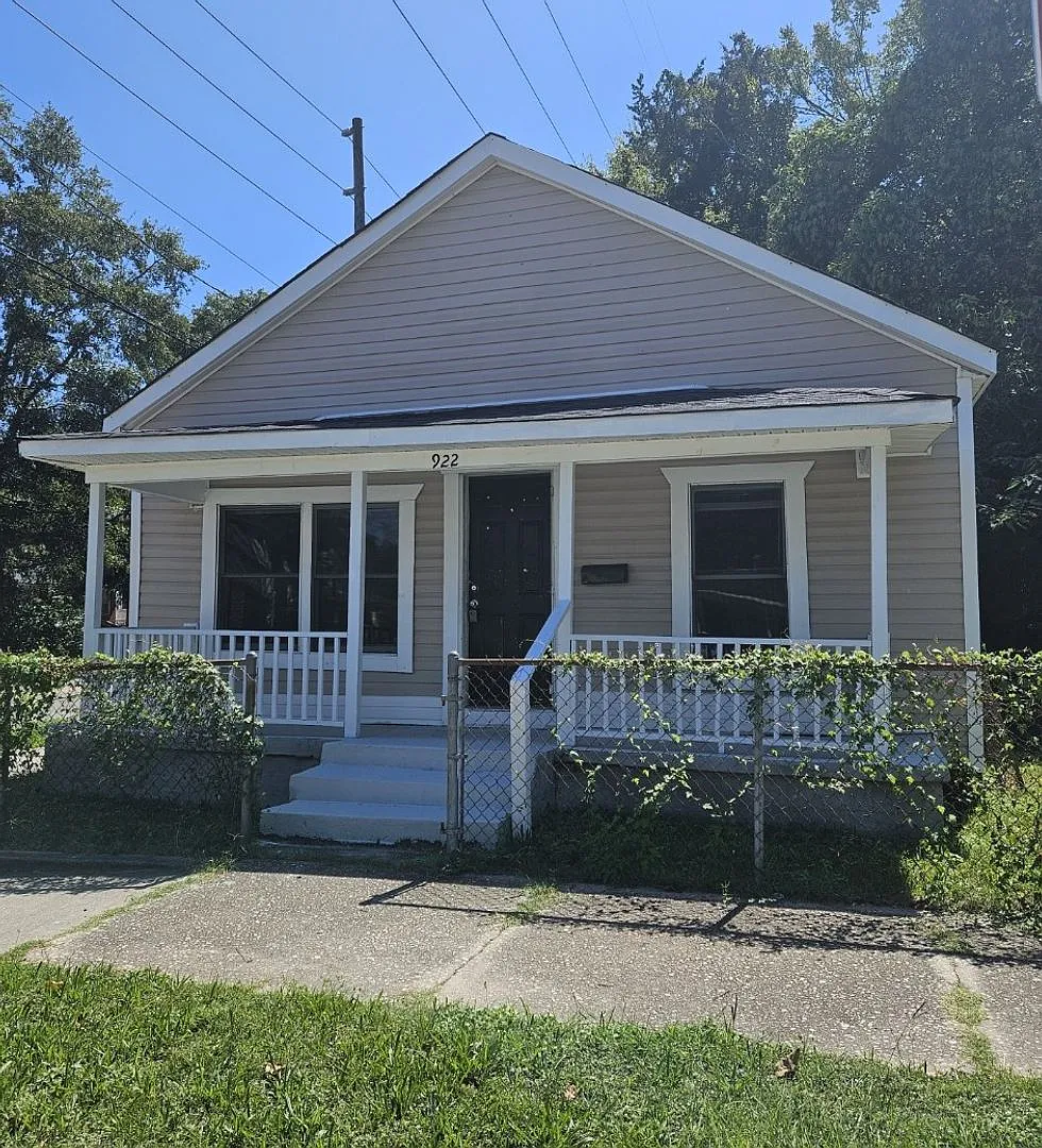 3 Bedroom Home Close to Downtown Wilmington Amenities — Photo 1