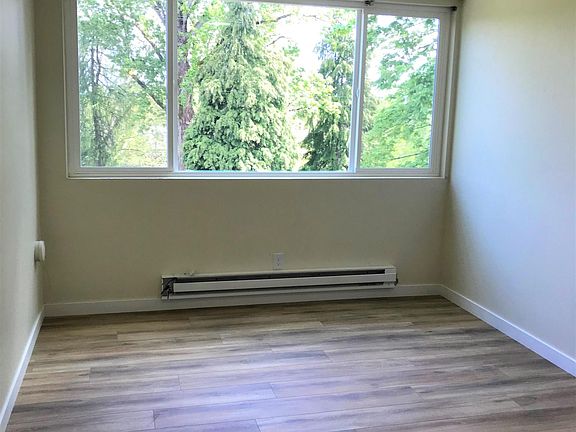 2nd image of 419 19th Ave E #6