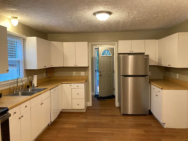 913 Hamilton Ave #B — Photo 6