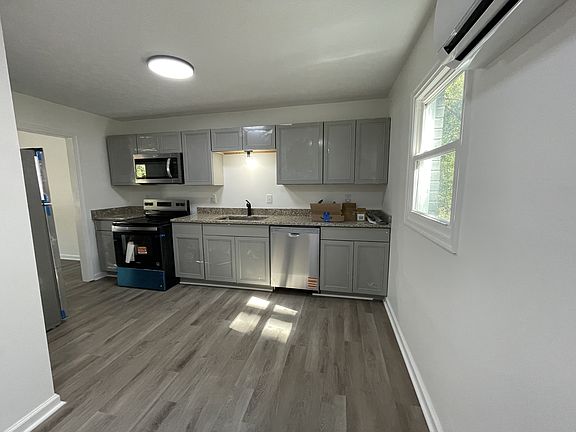 5th image of 223 Wildwood Acres Rd