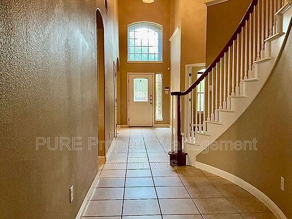 2nd image of 7015 Tanaqua Ln