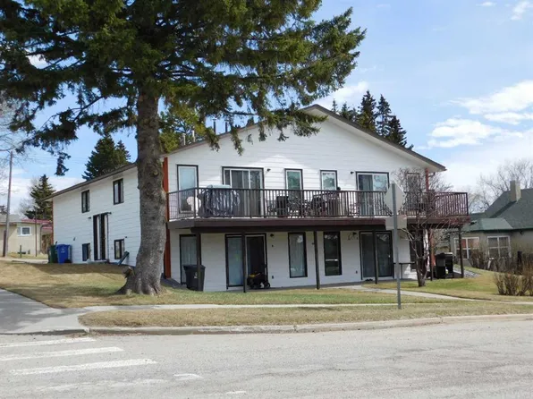 4839 W 48th St #A-b, Rocky Mountain House, AB T4T 1C9